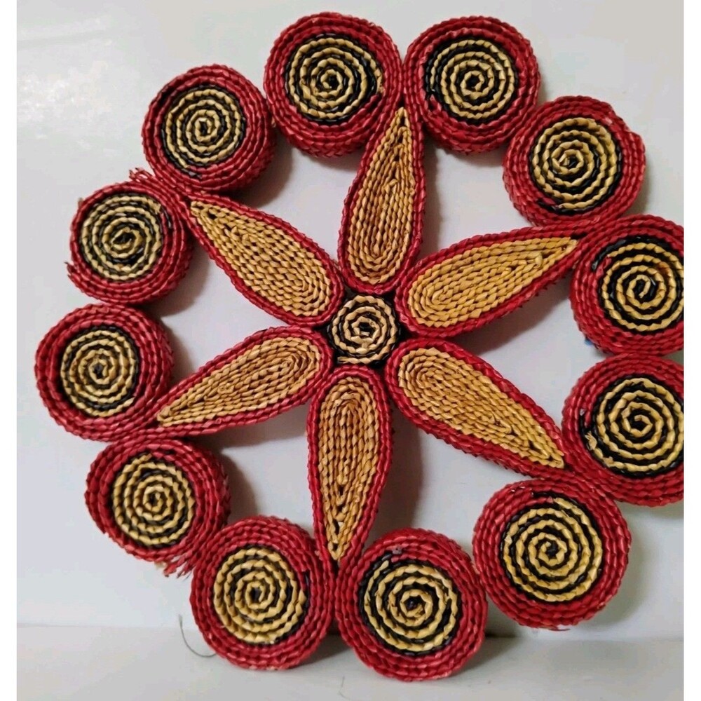 Vintage Mid Century Boho Coiled Raffia Straw Trivet Hot Pad Wall Hanging 10"